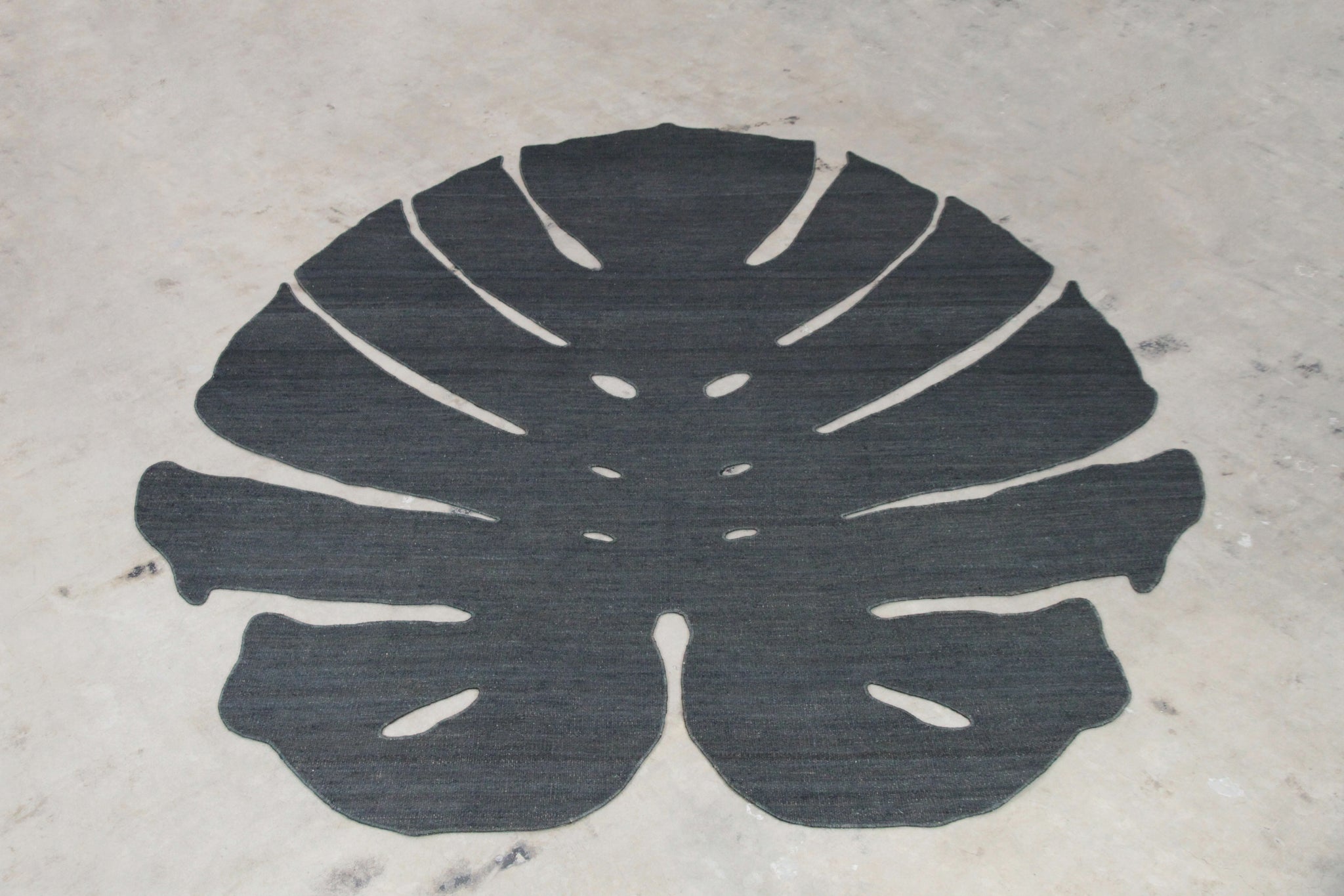 philodendron leaf rug Philodendron Leaf Area Rug